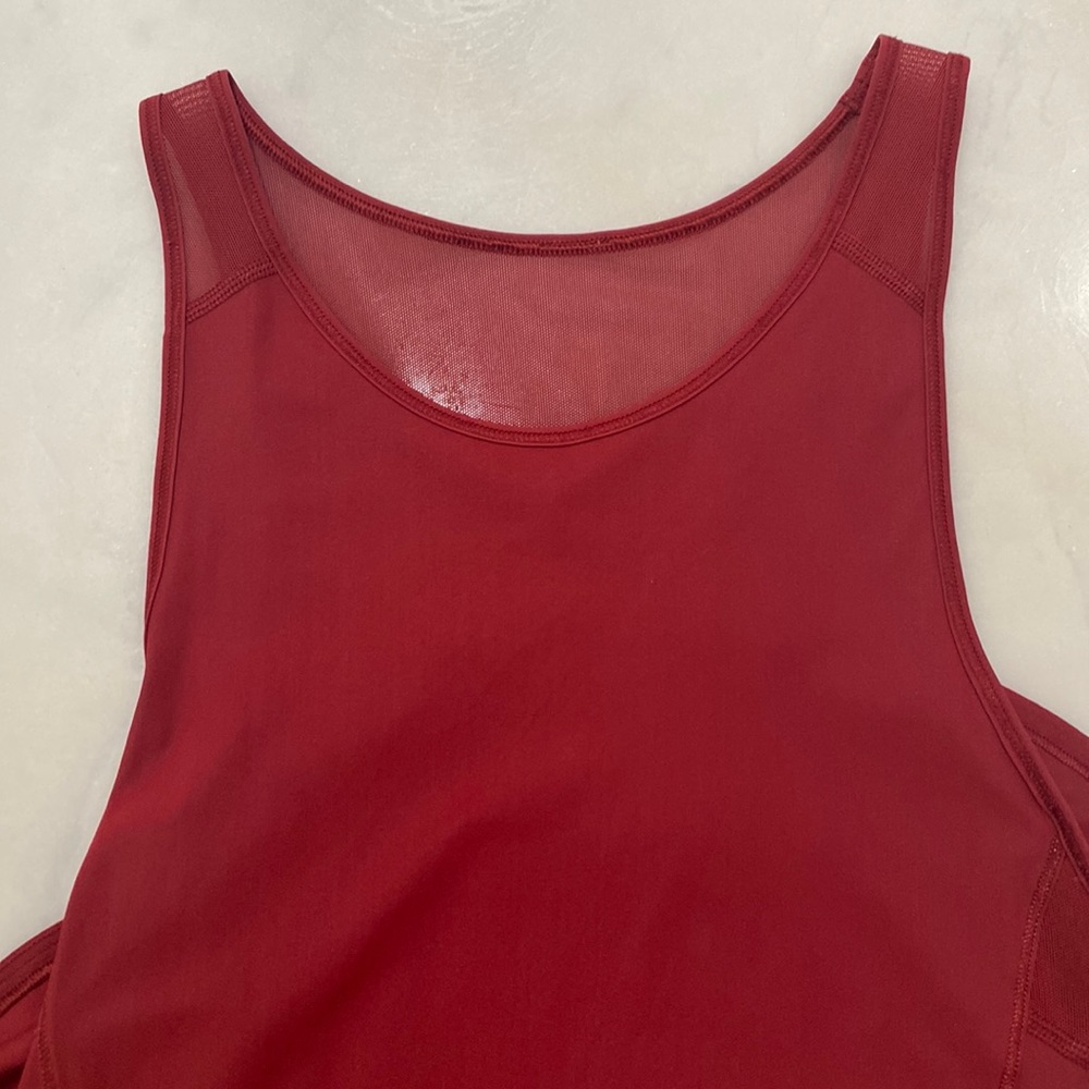Lululemon size 4 sculpt tank